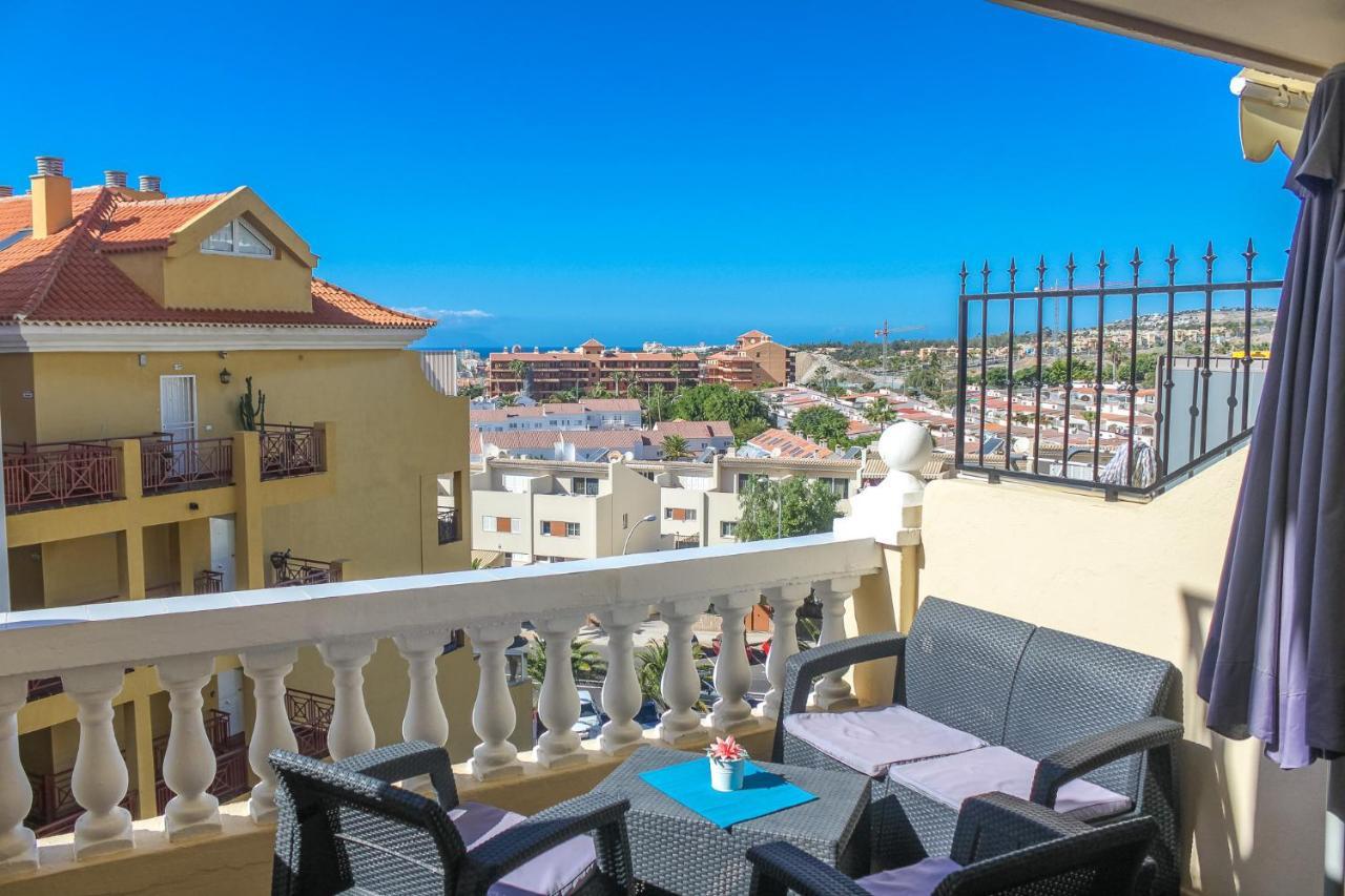 Castle Harbour Phoebe'S Flat Los Cristianos By Lovetenerife Extérieur photo