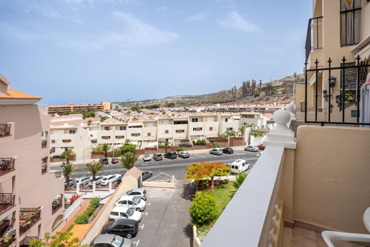 Castle Harbour Phoebe'S Flat Los Cristianos By Lovetenerife Extérieur photo